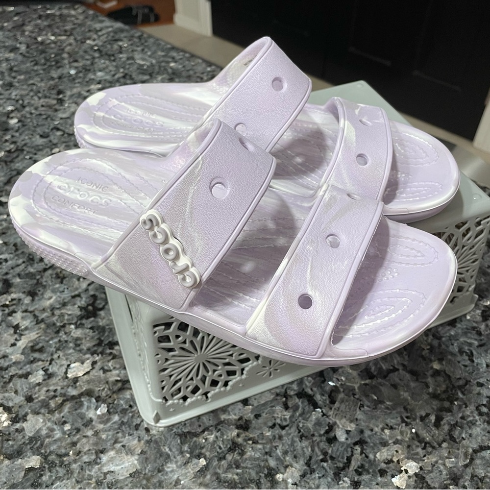 Classic Crocs Womens 8 Two-Strap Purple/White Marble Tie Dye Slip On Sandle